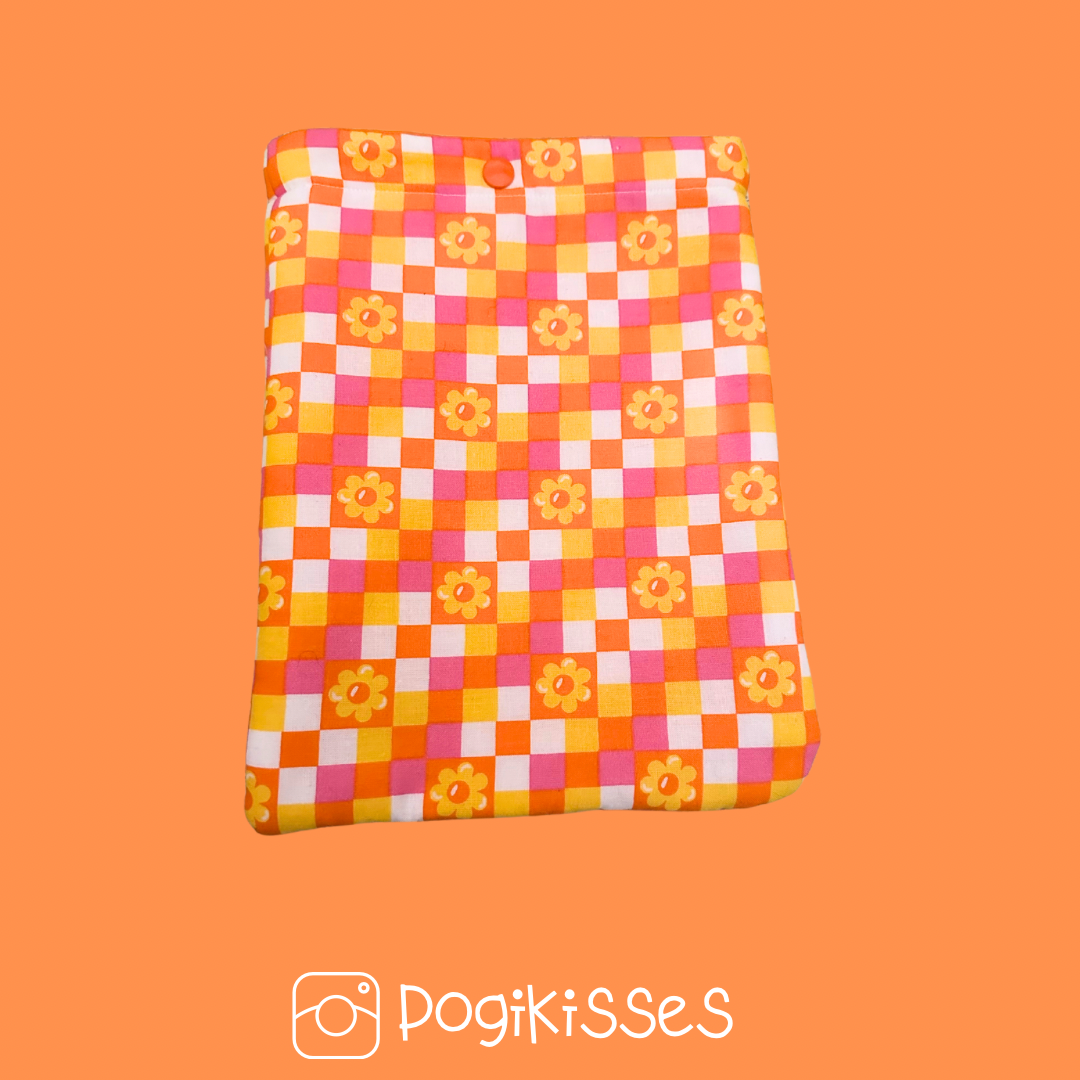 Checkered book sleeve