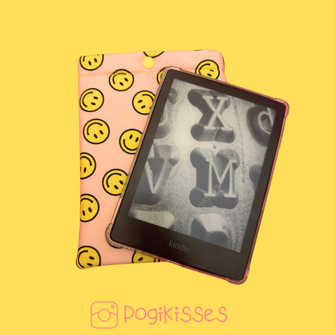 Happy face kindle sleeve
